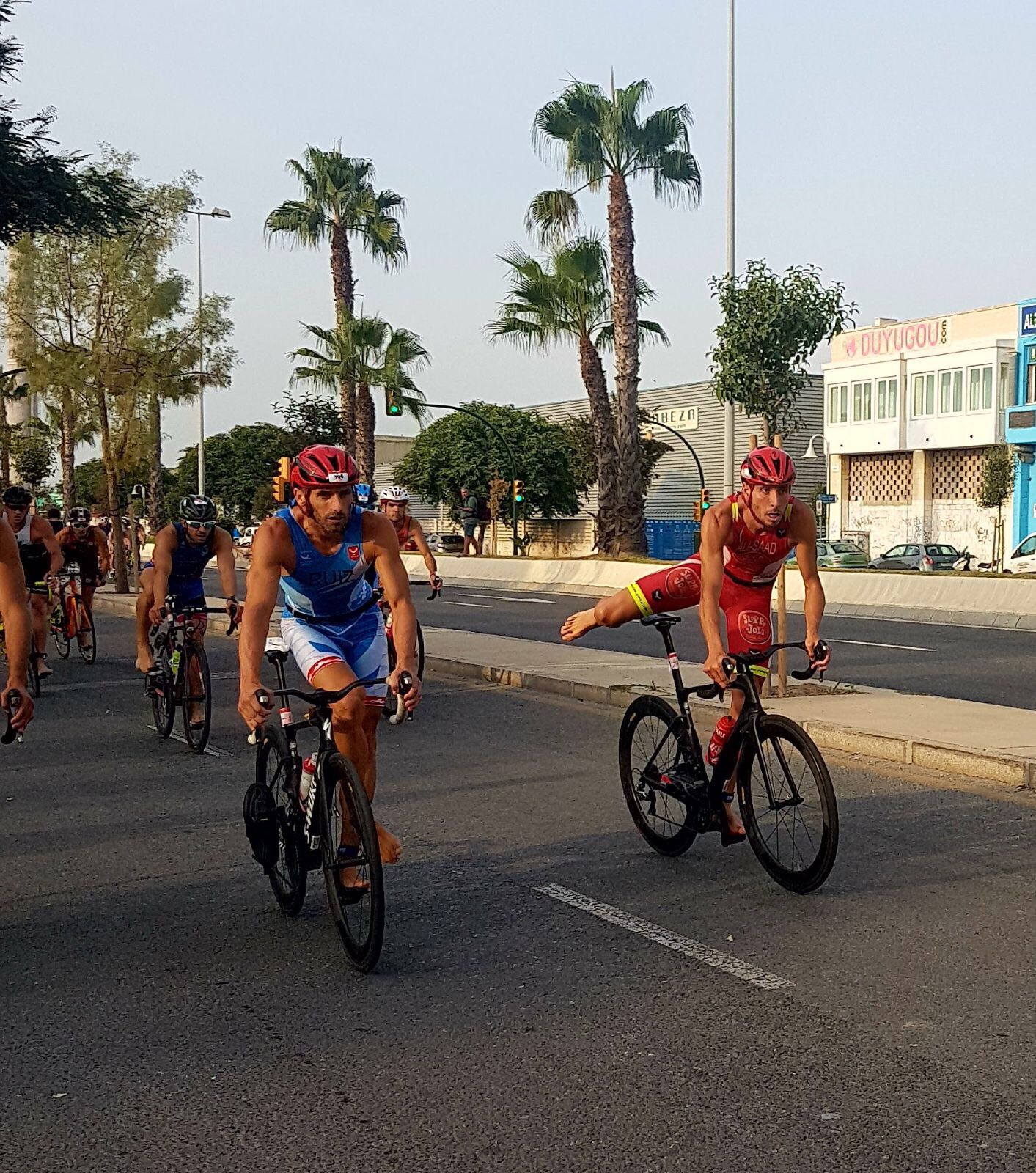 Eduardo Calderay termina cuarto en el ‘Medio’ Santander Triatlón Málaga