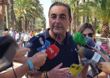 6 1 8 El dinero del contrato marítimo servirá para que se viaje más barato, según Mateo