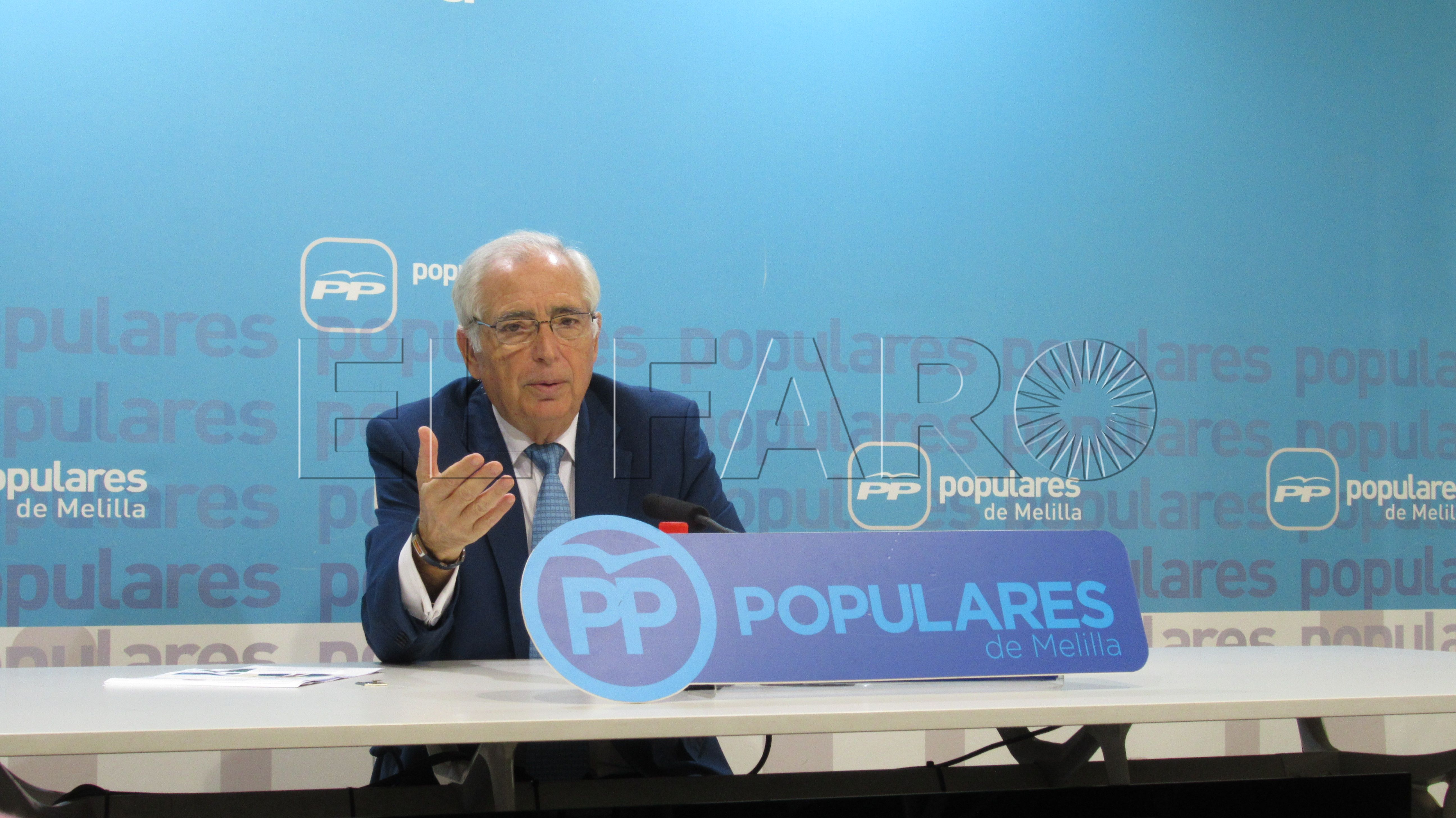 Imbroda afirma que habrá que “subir la valla” en el caso de que no se puedan hacer rechazos en frontera