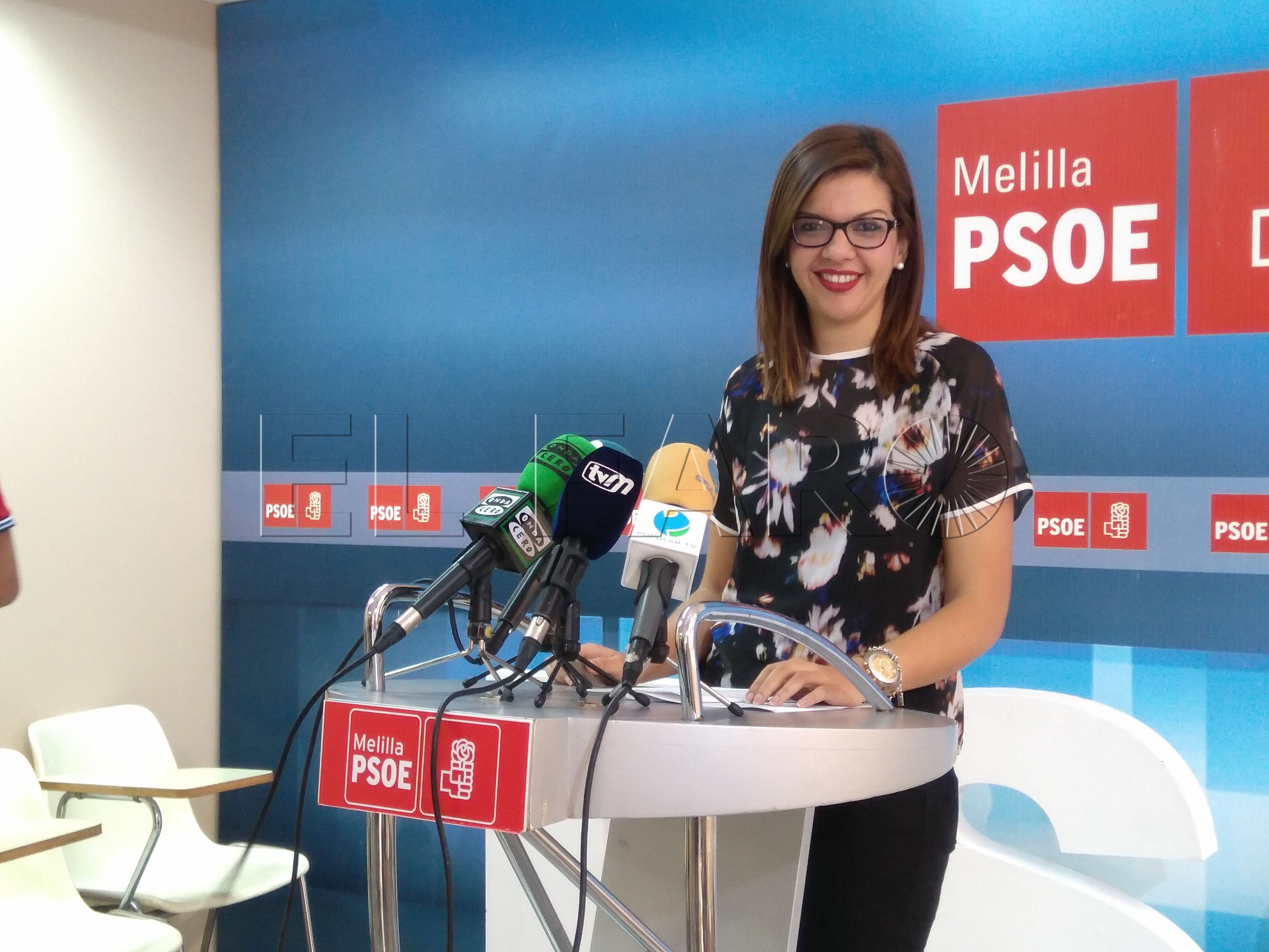 El PSOE exige el refuerzo de vuelos en festivos, puentes y vacaciones