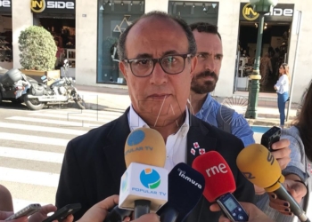 WhatsApp Image 2017 10 05 at 12.59.36 El paso de mercancía se reducirá por seguridad en cuanto se mejoren Farhana y Barrio Chino