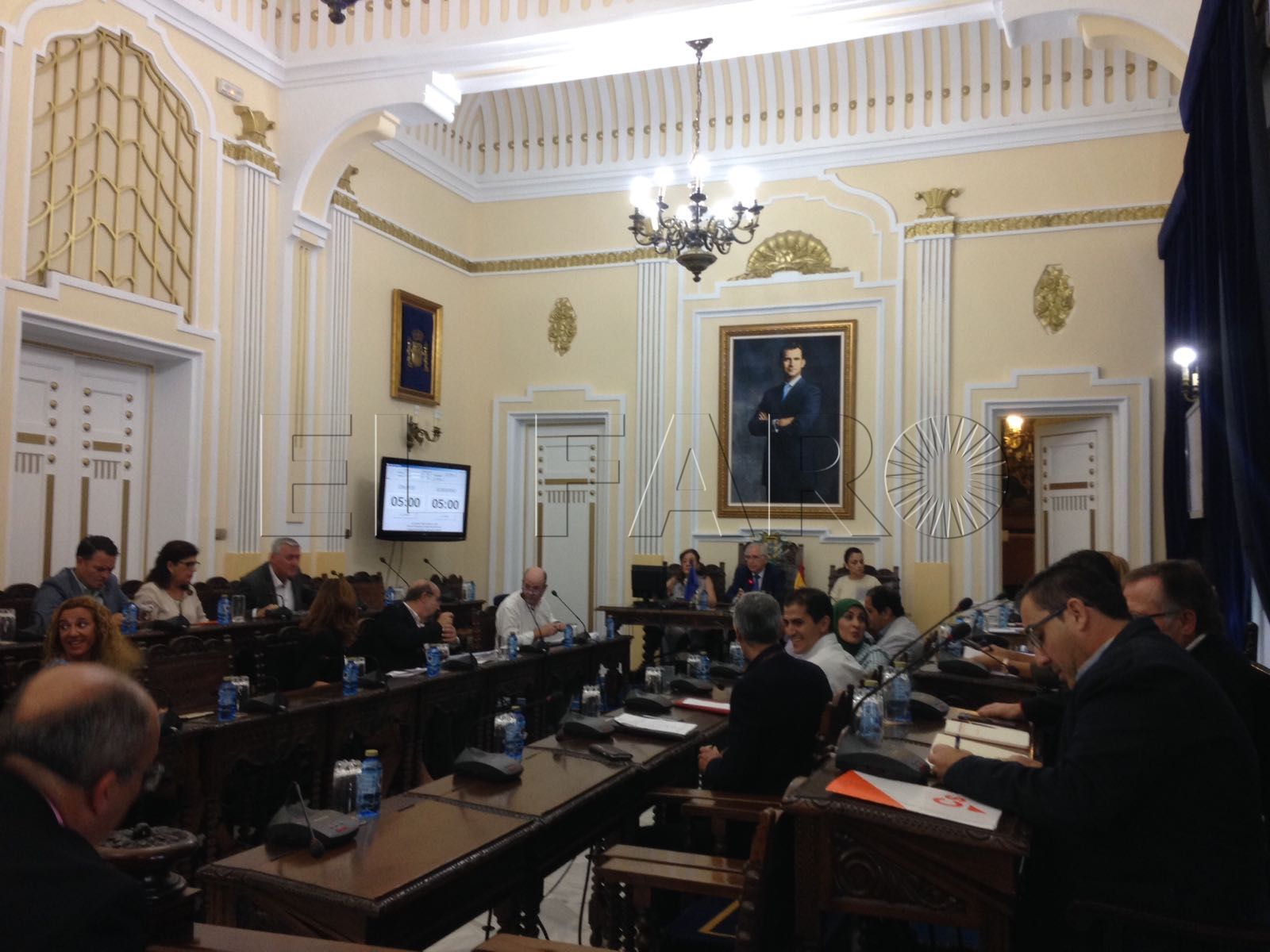 Luz verde al nuevo contrato de limpieza, con la abstención de todos los grupos de la oposición