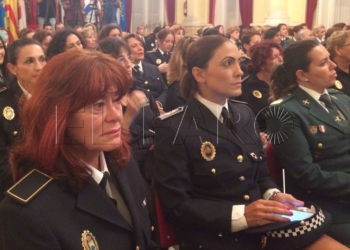 contra Homenaje en la Asamblea a la labor de las mujeres agentes de la Policía Local