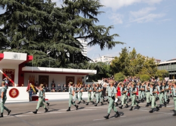 reyes fiesta nacional 20171012 21 Imbroda destaca que es “un honor ver desfilar a nuestros legionarios y regulares”