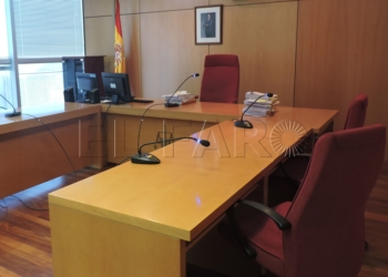 11 1 15 Piden 4 años de cárcel para un acusado de sacar un cuchillo a varios policías