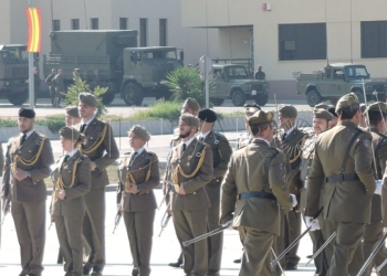 12 1 5 Baja un 10,9% el número de efectivos militares en Melilla respecto a 2011