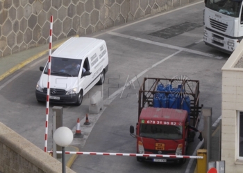 2 2 11 La Guardia Civil localiza a un joven fallecido en el interior de una batea: murió asfixiado