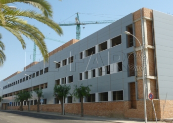 2 2 6 El Ingesa ya tiene la licencia para limpiar y acondicionar el espacio del nuevo hospital