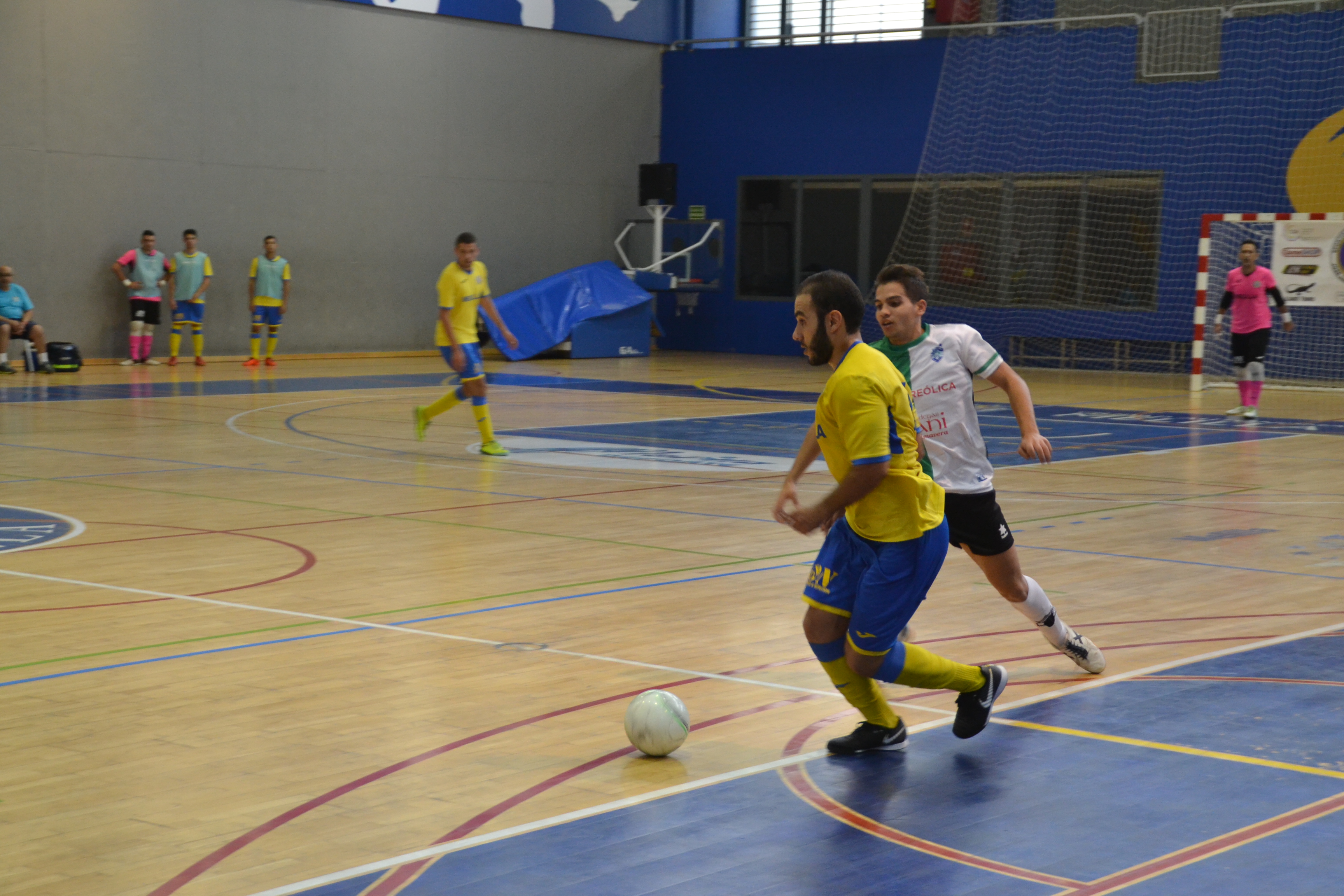 Derrota del Constitución en un partido raro ante el Baeza