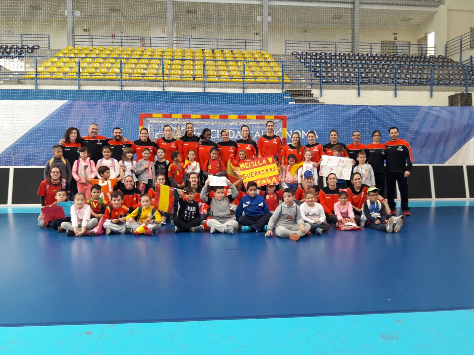 España, a por su torneo