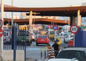 3 1 4 Los comerciantes confían en la reunión con Imbroda, tras un fin de semana tranquilo