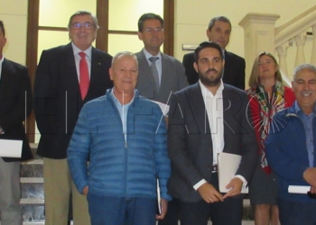 4 1 2 “Las medidas propuestas van en el camino de solucionar el problema”