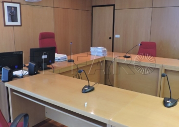 7 1 2 Condenado a 2 años de cárcel por herir a su mujer en la cabeza con un hacha