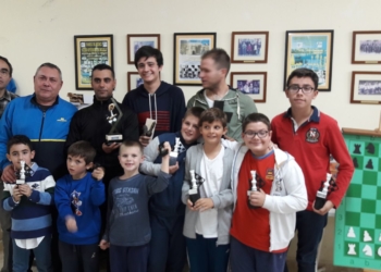 Ganadores Miguel Ángel Vázquez vence el Autonómico de ajedrez rápido