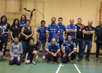 Foto de familia de los participantes que estuvieron presentes en esta competición local