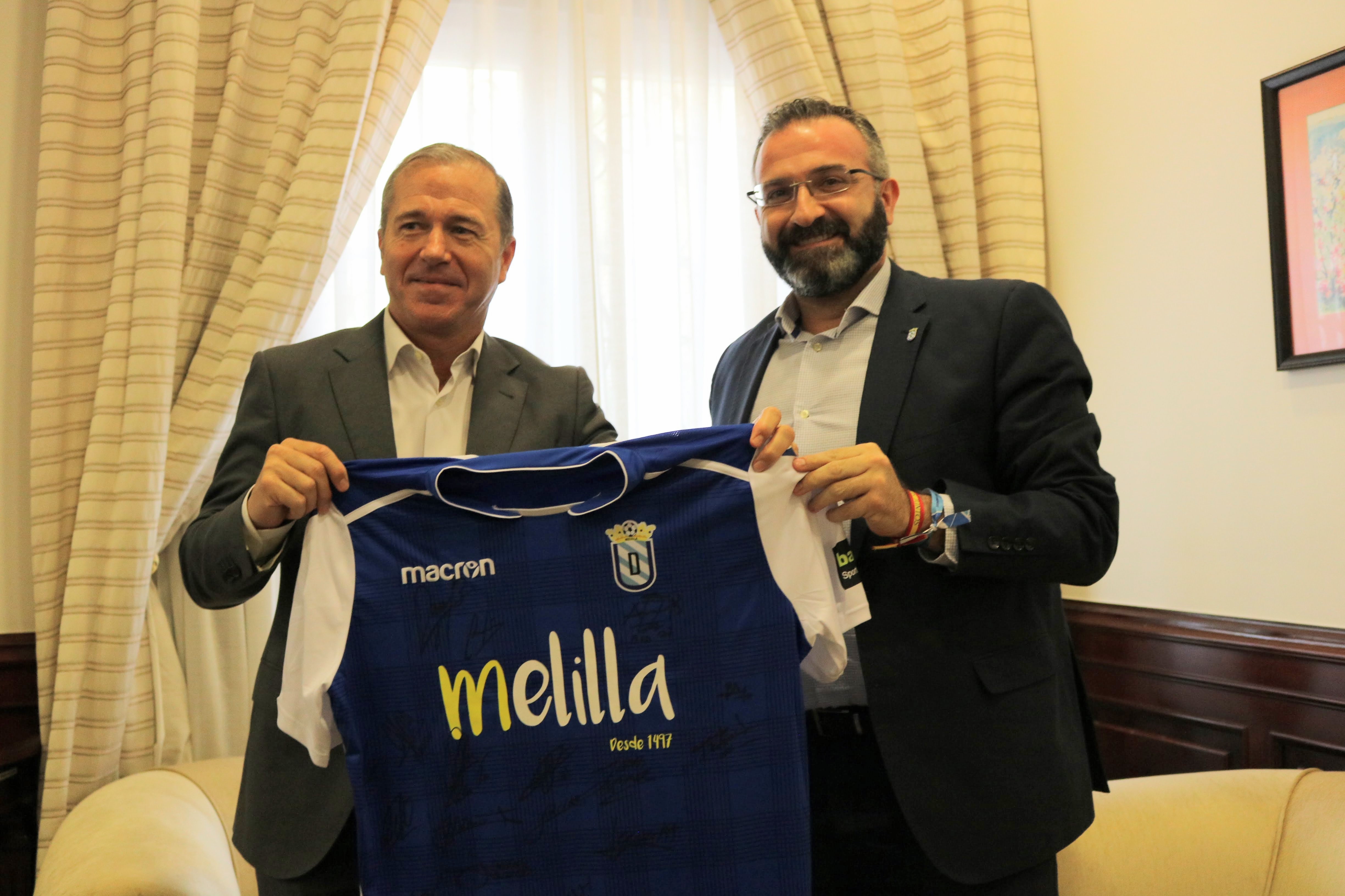 “La gestión de la UD Melilla es brillante, los resultados llegarán”