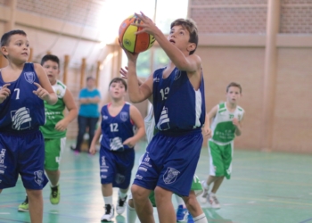img 9717 37449718264 o copia El junior suma su segundo triunfo y el pequebasket se estrena en la liga