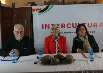 17 2 1 La diputada ceutí Fátima Hamed pide políticas contra el racismo y la misoginia