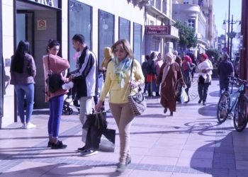 2 1 13 Las ventas navideñas no arrancan y el centro ‘sufre’ la apertura del nuevo espacio comercial
