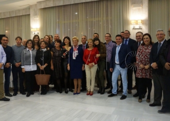 22 2 Premios a los grandes donantes