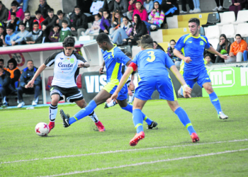 24 1 RET Dos goles de falta dan la victoria a Ceuta