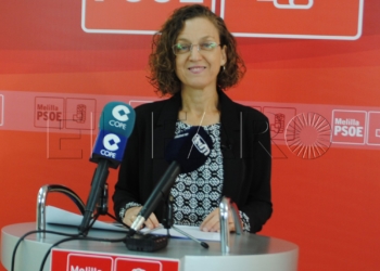 6 1 1 El PSOE plantea una subida de 400 € al mes para policías y guardias civiles en tres años