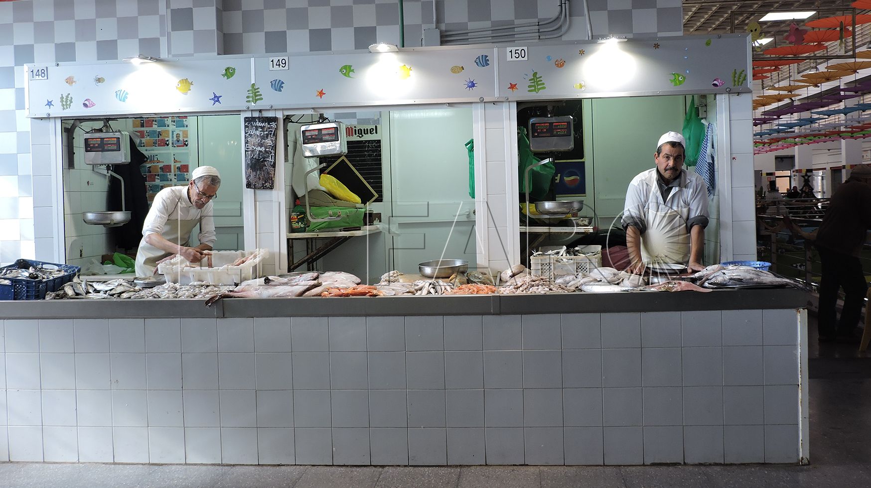 Seguridad Ciudadana propondrá multas para los que compren pescado en la calle