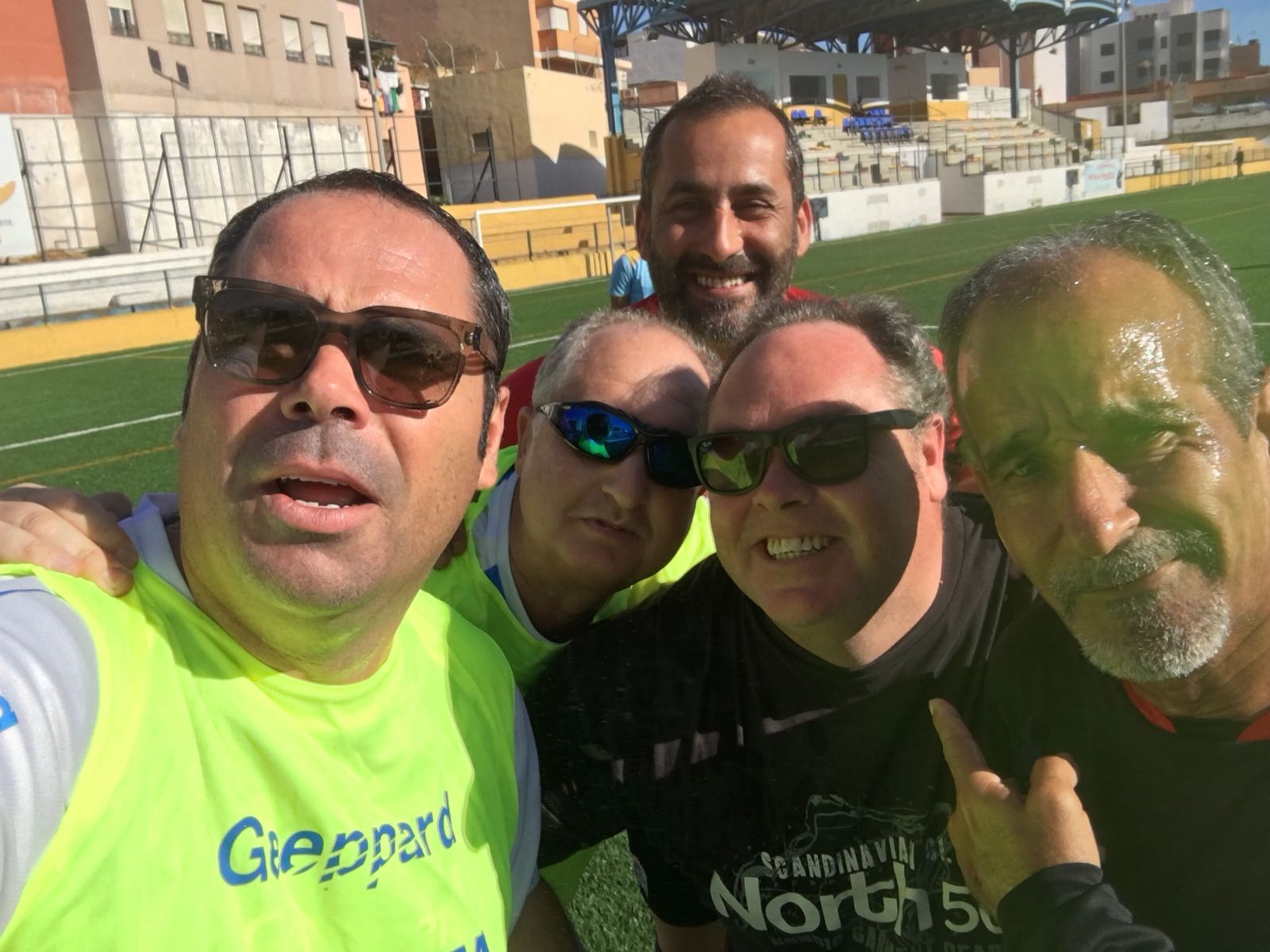 La APDM empata a la Federación el partido de fútbol de Navidad