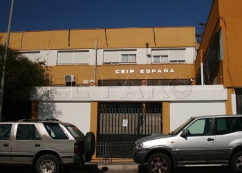 10 02 CSIF asegura que no se ha cubierto la baja de una maestra en el CEIP España