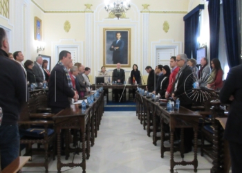 17 1 5 Aprobados los presupuestos: la oposición critica que no se publiquen al completo