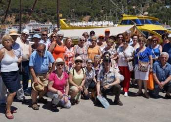 170617 Visita cultural a lEstartit La Casa de Melilla en Barcelona, el cálido hogar de unos 6.000 melillenses
