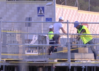 2 2 CCOO resalta el repunte de la construcción pero afirma que los obreros son foráneos