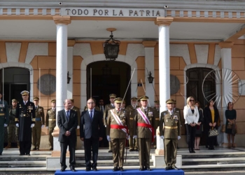 23 01 Los actos de la Pascua Militar incluyen mañana parada, desfile y recepción oficial