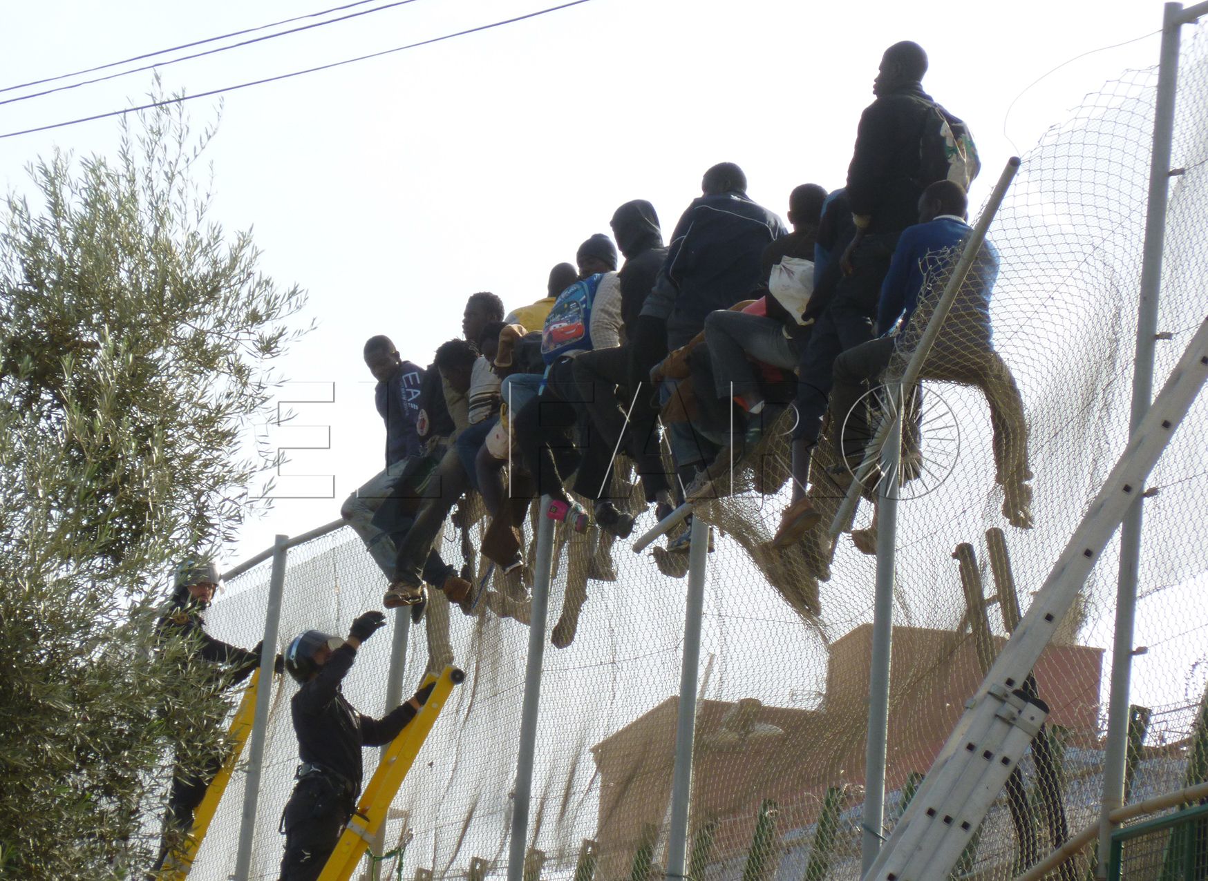 Los obispos piden el fin de las devoluciones y protección para los menores migrantes