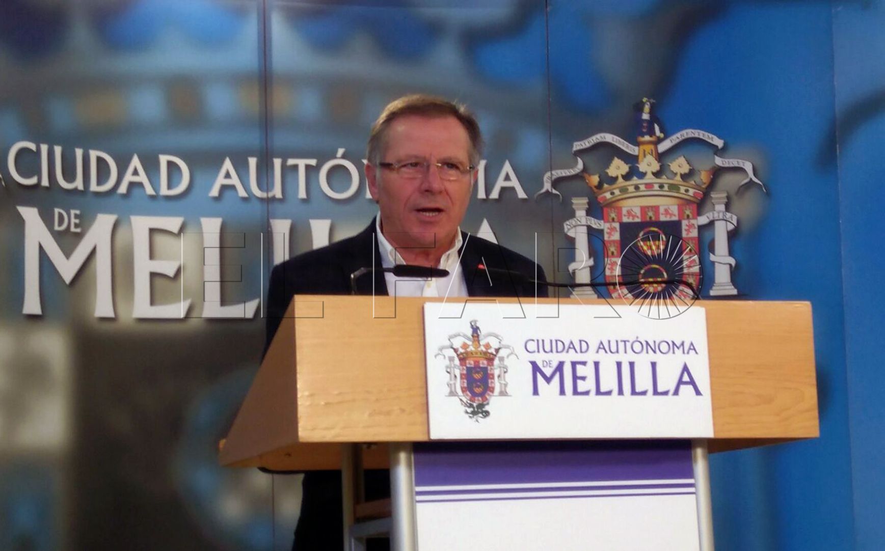 C’s plantea dotar a las patrullas de la Policía Local de desfibriladores