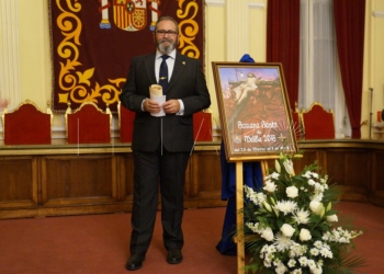 17 1 3 “Es una gran satisfacción que mi trabajo represente a la Semana Santa de Melilla”