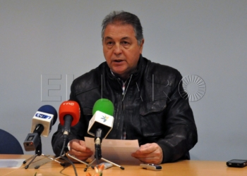 20 1 1 El Colegio de Médicos de Melilla denunciará a ADIM si lo vincula a sus terapias alternativas