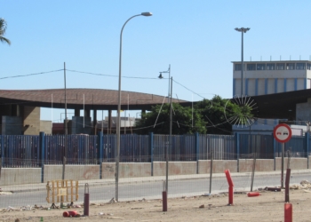 3 1 11 “La Policía no deja pasar a personas con bolsas si Marruecos impide antes su paso”