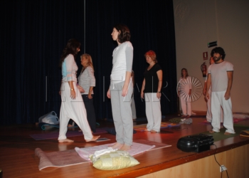 DSC 0226 La Comunidad Hindú organiza un taller de yoga solidario para Mensajeros por la Paz