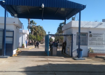 10 01 2 Homosexuales en busca de refugio