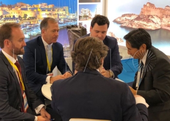 21 3 1 Marín representa a Melilla en la feria internacional de cruceros en Florida