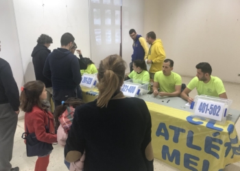 Entrega de dorsales realizada en la jornada de ayer.