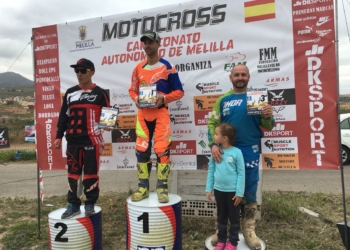 Tres primeros clasificados en la categoría de MX2.