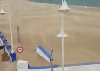 Vídeo polémico de un guardia civil en Melilla Identifican al guardia civil que insultó a un hombre desde una garita en Melilla