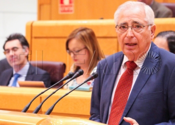 2 2 7 “La bonificación del 75% en viajes implica un ahorro de 10 millones de euros al año”
