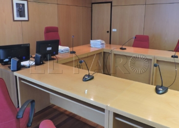 8 1 14 Amenaza a sus padres con quemar la casa y lesiona a dos policías: le caen seis meses
