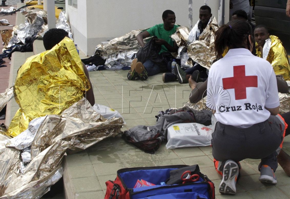 Entra por Horcas Coloradas una patera con 26 migrantes, ocho de ellos mujeres
