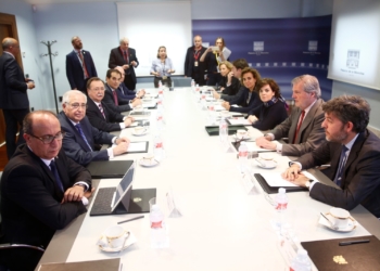 Reunión presidentes Ceuta y Melilla con ministros Moncloa Imbroda subraya "el compromiso total" que tiene el Gobierno central con Melilla y Ceuta