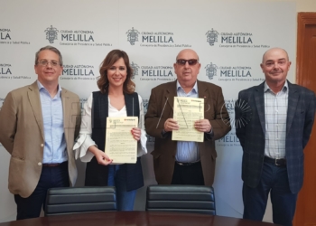 WhatsApp Image 2018 04 18 at 11.19.33 Salud Pública renueva el convenio contra la drogadicción con Cruz Roja