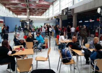 WhatsApp Image 2018 04 22 at 12.06.04 Cancelan los vuelos en el aeropuerto de Melilla por segundo día consecutivo